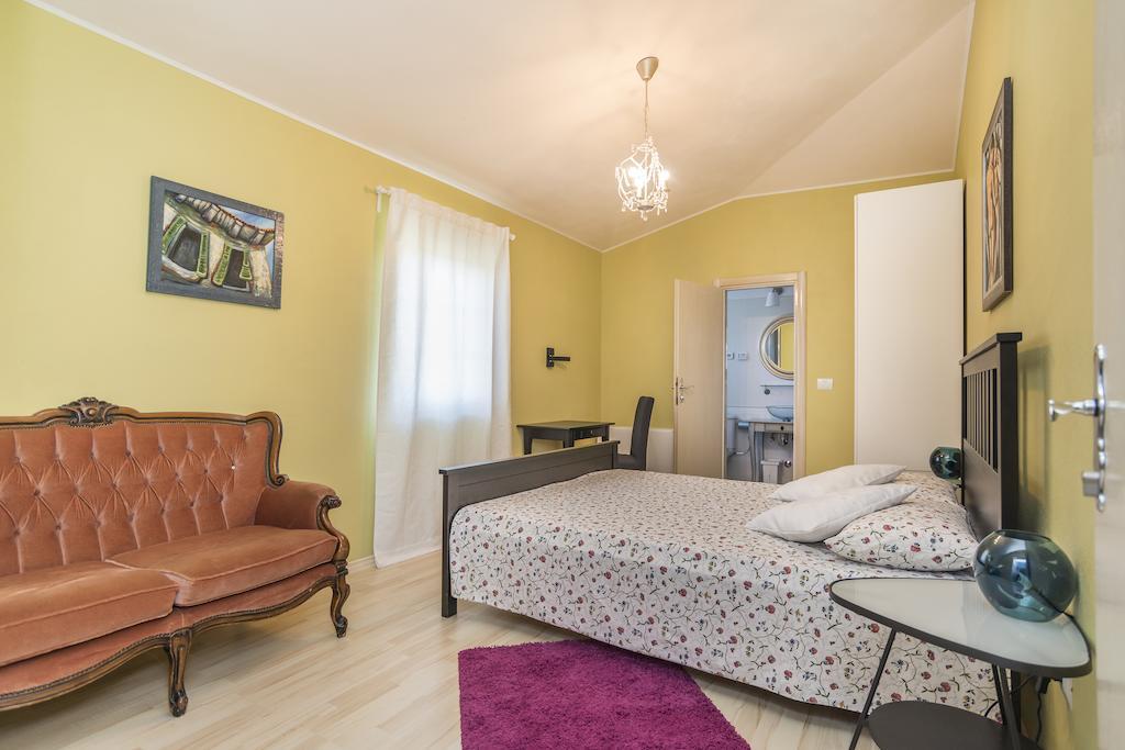 Apartments & Rooms Buoni Amici Murine 객실 사진