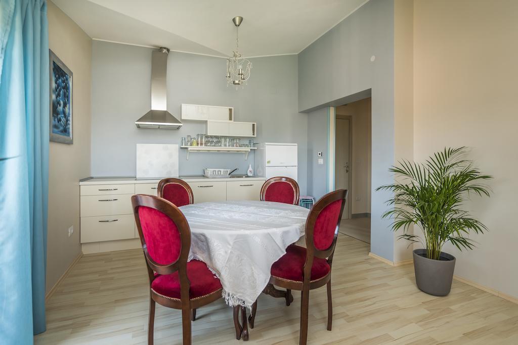 Apartments & Rooms Buoni Amici Murine 객실 사진