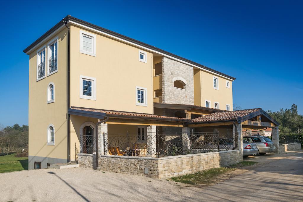 Apartments & Rooms Buoni Amici Murine 외부 사진